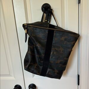 Women’s Kempton & Co leather Morleigh Camouflage convertible Backpack purse